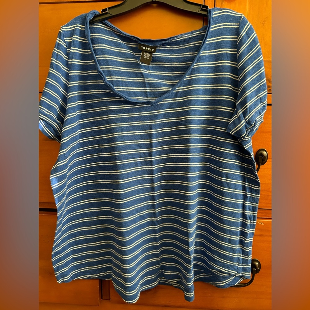 Torrid tee